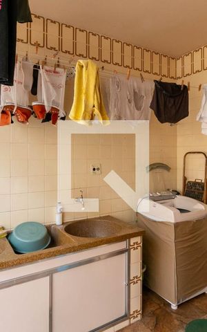 Casa à venda com 400m², 4 quartos e 3 vagas Casa à venda com 400m², 4 quartos e 3 vagasÁrea de Serviço