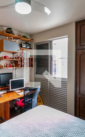Casa à venda com 400m², 4 quartos e 3 vagas Casa à venda com 400m², 4 quartos e 3 vagasQuarto 1