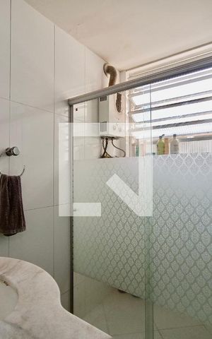 Apartamento à venda com 156m², 3 quartos e 1 vaga Apartamento à venda com 156m², 3 quartos e 1 vagaBanheiro social 1
