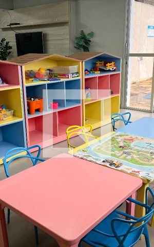 Apartamento à venda com 106m², 3 quartos e 1 vaga Apartamento à venda com 106m², 3 quartos e 1 vagaÁrea comum - Salão de Jogos