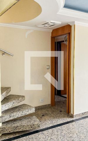 Apartamento à venda com 106m², 3 quartos e 1 vaga Apartamento à venda com 106m², 3 quartos e 1 vagaSala