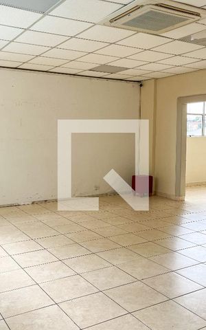 Apartamento à venda com 106m², 3 quartos e 1 vaga Apartamento à venda com 106m², 3 quartos e 1 vagaÁrea comum - Salão de festas