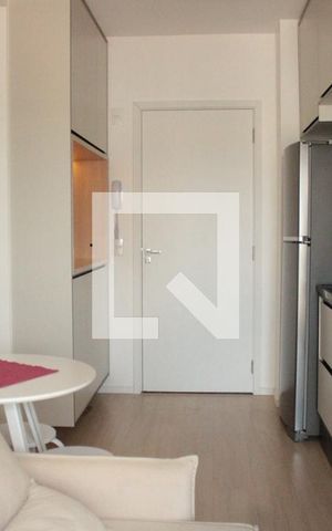 Apartamento para alugar com 32m², 1 quarto e 1 vagaSala/Cozinha