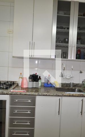 Casa à venda com 112m², 3 quartos e 2 vagasCozinha