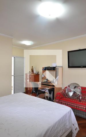 Casa à venda com 112m², 3 quartos e 2 vagasQuarto Suíte