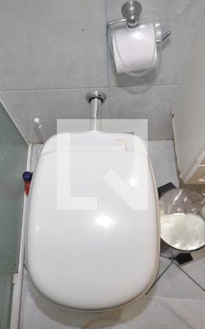 Casa à venda com 112m², 3 quartos e 2 vagasBanheiro Social
