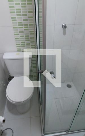 Casa à venda com 160m², 4 quartos e 2 vagasBanheiro 1