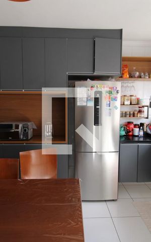 Casa à venda com 160m², 4 quartos e 2 vagasCozinha