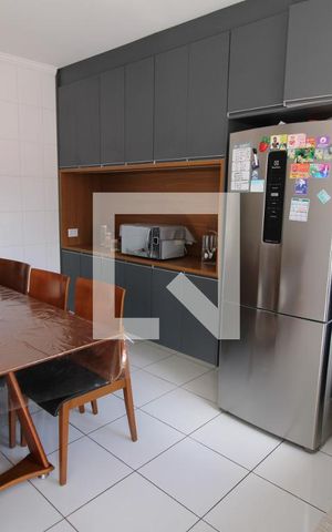 Casa à venda com 160m², 4 quartos e 2 vagasCozinha