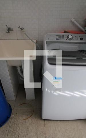 Casa à venda com 160m², 4 quartos e 2 vagasÁrea de Serviço