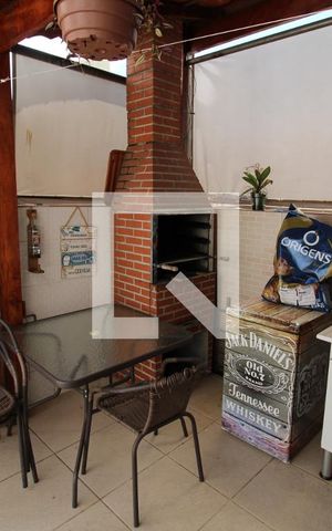 Casa à venda com 160m², 4 quartos e 2 vagasÁrea Comum