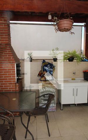 Casa à venda com 160m², 4 quartos e 2 vagasÁrea Comum