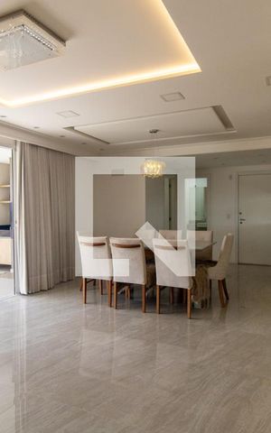 Apartamento para alugar com 121m², 2 quartos e 2 vagasSala