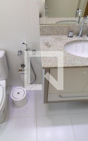 Apartamento para alugar com 121m², 2 quartos e 2 vagasBanheiro da Suíte 1