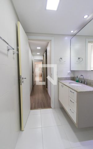Apartamento para alugar com 121m², 2 quartos e 2 vagasBanheiro da Suíte 2