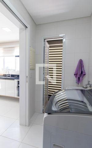 Apartamento para alugar com 121m², 2 quartos e 2 vagasÁrea de Serviço