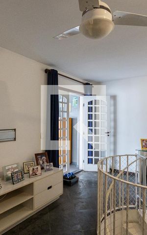Apartamento à venda com 200m², 3 quartos e 2 vagasCobertura