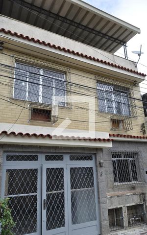 Casa de condomínio à venda com 250m², 4 quartos e 3 vagasFachada da Casa