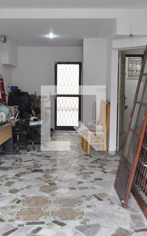 Casa de condomínio à venda com 250m², 4 quartos e 3 vagasQuarto de Serviço