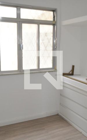 Casa de condomínio à venda com 250m², 4 quartos e 3 vagasQuarto 4