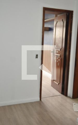Casa de condomínio à venda com 250m², 4 quartos e 3 vagasCorredor