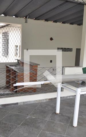 Casa de condomínio à venda com 250m², 4 quartos e 3 vagasÁrea Gourmet