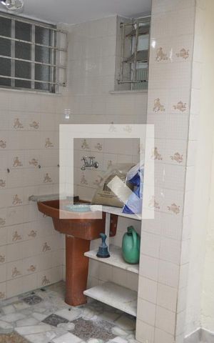 Casa de condomínio à venda com 250m², 4 quartos e 3 vagasÁrea de Serviço 2