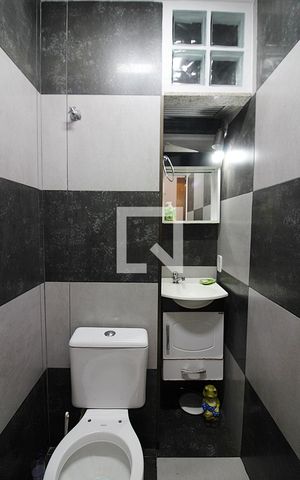 Casa de condomínio à venda com 114m², 2 quartos e 1 vagaLavabo
