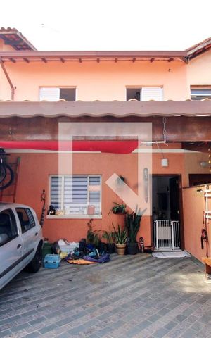 Casa de condomínio à venda com 114m², 2 quartos e 1 vagaFachada 