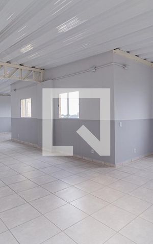 Apartamento para alugar com 38m², 2 quartos e 1 vagaÁrea comum - Salão de festas