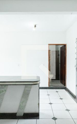 Casa para alugar com 70m², 2 quartos e sem vagaCozinha 