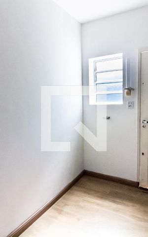Casa à venda com 250m², 5 quartos e 9 vagas Casa à venda com 250m², 5 quartos e 9 vagasLavanderia