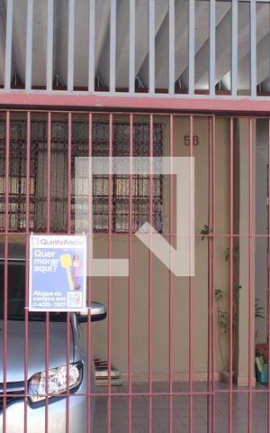 Casa à venda com 120m², 2 quartos e 1 vagaFachada