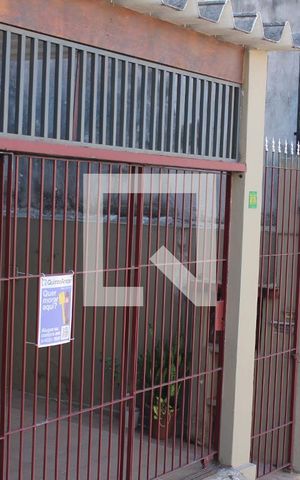 Casa à venda com 120m², 2 quartos e 1 vagaFachada