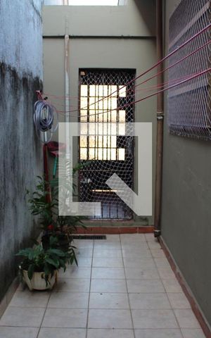 Casa à venda com 120m², 2 quartos e 1 vagaÁrea comum