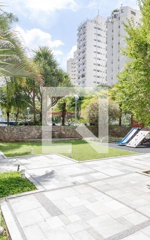 Apartamento à venda com 380m², 4 quartos e 3 vagas Apartamento à venda com 380m², 4 quartos e 3 vagasÁrea Comum