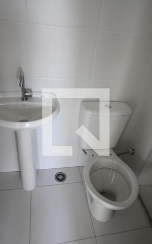Apartamento para alugar com 33m², 2 quartos e sem vagaBanheiro