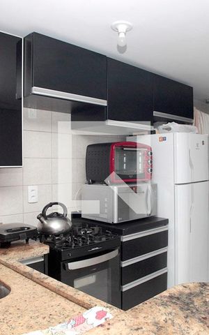 Apartamento à venda com 65m², 2 quartos e 1 vagaCozinha + Área de Serviço