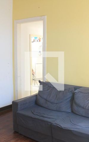 Casa à venda com 150m², 3 quartos e 2 vagasSala