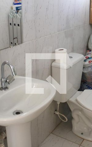 Casa à venda com 150m², 3 quartos e 2 vagasBanheiro 2
