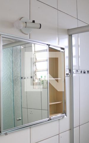 Casa à venda com 150m², 3 quartos e 2 vagasBanheiro 1