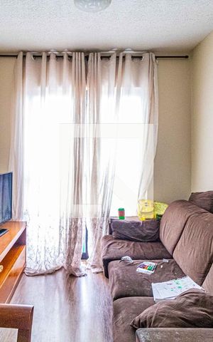 Apartamento à venda com 47m², 2 quartos e 1 vaga Apartamento à venda com 47m², 2 quartos e 1 vagaSala