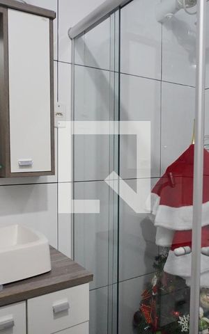 Casa à venda com 190m², 3 quartos e 3 vagas Casa à venda com 190m², 3 quartos e 3 vagasBanheiro