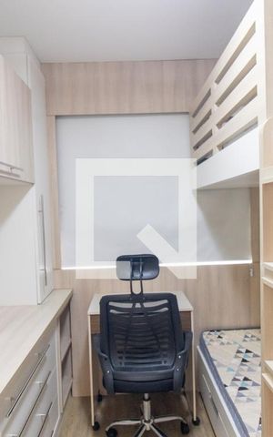 Apartamento para alugar com 74m², 2 quartos e 1 vagaQuarto 1