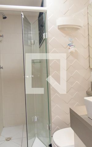 Apartamento para alugar com 74m², 2 quartos e 1 vagaBanheiro Social