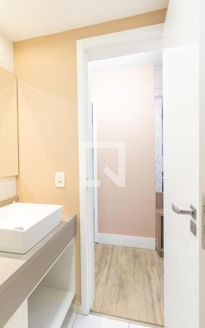 Apartamento para alugar com 74m², 2 quartos e 1 vagaBanheiro Social