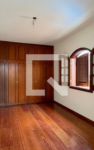 Casa de condomínio à venda com 630m², 4 quartos e 2 vagasSuíte 2