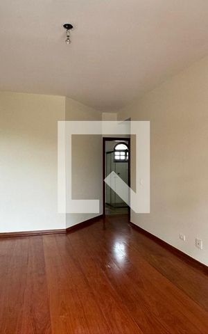 Casa de condomínio à venda com 630m², 4 quartos e 2 vagasSuíte 1