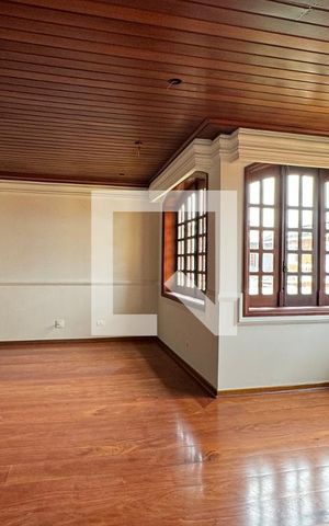 Casa de condomínio à venda com 630m², 4 quartos e 2 vagasSala de TV