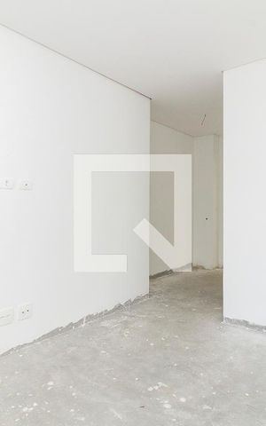 Casa de condomínio à venda com 455m², 4 quartos e 4 vagas Casa de condomínio à venda com 455m², 4 quartos e 4 vagasSuíte 2